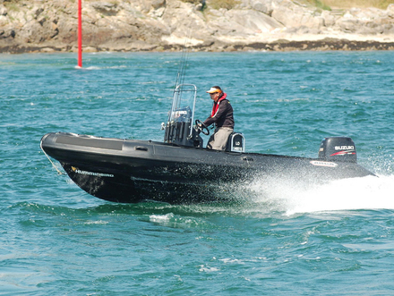 Chaque nouveau semi-rigide conçu par Zeppelin s'inspirent du "Black Marlin" lancé il y a une dizaine d'années et adopté par les pêcheurs. Nautisme Article