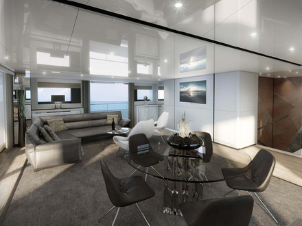 Un premier salon se trouve sur le pont supérieur avec une vue directe sur la mer comme toutes les pièces du Wider.