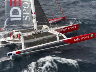 Idec Sport : un maxi trimaran aux dents longues