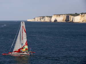 Prince de Bretagne arrête la course au large