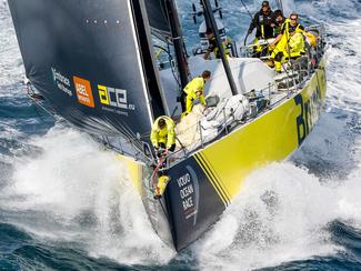 Volvo Ocean Race : Thomas Rouxel rejoint Team...