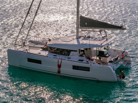Le Lagoon 40 est une des trois nouveautés de cette année. Il existe en version 3 ou 4 cabines. Nautisme Article
