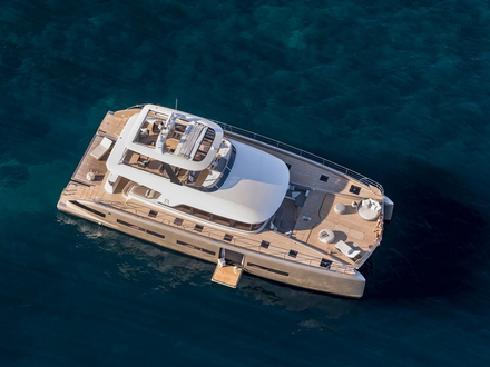 Le Seventy 8 est le dernier motor-yacht de Lagoon : un superbe catamaran de 24 mètres de long, entièrement personnalisable.