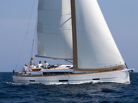 Créé en 1964, Dufour Yachts réalise aujourd'hui l'essentiel de ses ventes de monocoques en Europe. Nautisme Article