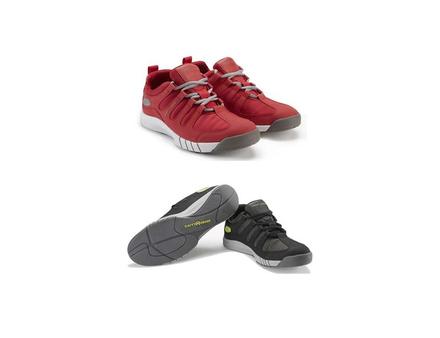 Tennis de pont Deck Grip Profile, disponible du 36 au 47. Existe en rouge, noir et marine, au prix de 119 euros. Nautisme Article