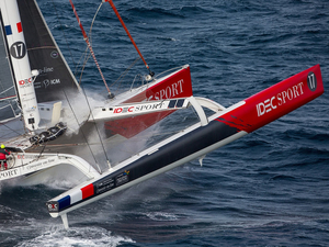 Un maxi-trimaran Idec Sport plus léger, plus rapide... 