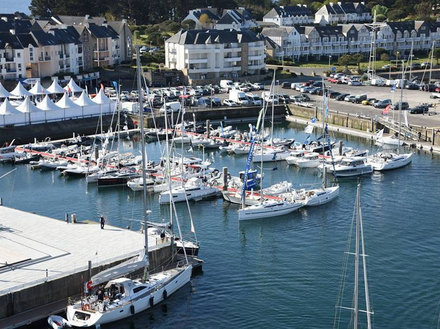 Plus d'une centaine de bateaux seront présentés, de toutes tailles et à tous les prix. Plus d'une centaine de bateaux seront présentés, de toutes tailles et à tous les prix.