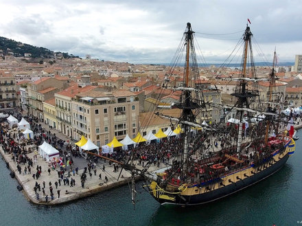 A Sète, l'Hermione était très attendue pour la fête maritime "Escale à Sète".