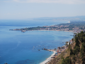 Cap sur Taormine la semaine prochaine, perle sicilienne sous le soleil et la chaleur