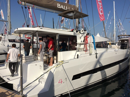 Le nouveau Bali 4.1 du Groupe Catana était présenté en avant-première à la Grande-Motte... Le nouveau Bali 4.1 du Groupe Catana était présenté en avant-première à la Grande-Motte...