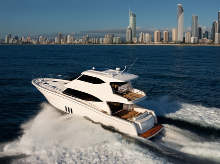 Présenté en avant-première au Palma Boat Show, le M59 est importé en Europe par Spencer Ship basé à Monaco. Présenté en avant-première au Palma Boat Show, le M59 est importé en Europe par Spencer Ship basé à Monaco.