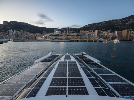 L'Energy Observer à son arrivée à Monaco L'Energy Observer à son arrivée à Monaco