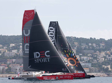 J-2 avant le départ de la tant attendue Nice UltiMed. Francis Joyon (IDEC SPORT), Thomas Coville (Sodebo Ultim') et Yves Le Blévec (Actual-Grand Large Emotion) sont dans les starting-blocks. J-2 avant le départ de la tant attendue Nice UltiMed. Francis Joyon (IDEC SPORT), Thomas Coville (Sodebo Ultim') et Yves Le Blévec (Actual-Grand Large Emotion) sont dans les starting-blocks.