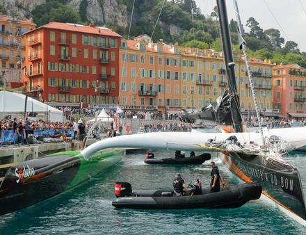 Après un Prologue sportif, les trois géants sont arrivés dans le port de Nice samedi matin. L'occasion pour le public de rencontrer les skippers et de découvrir les bateaux au plus près. Nautisme Article