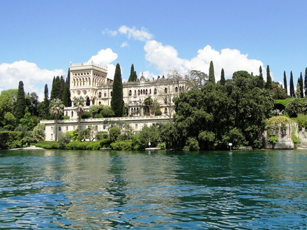 Villa Borghese Cavazza, Lac de Garde