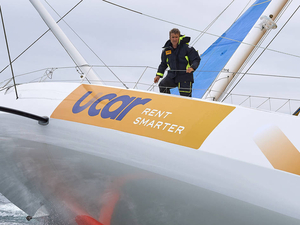 Yann Eliès au départ de la Route du Rhum avec UCAR