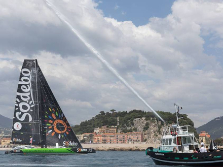 En coupant la ligne d'arrivée devant Rauba Capeù à 13 heures 59 minutes 28 secondes, l'équipage de Sodebo Ultim' a remporté la grande course de Nice UltiMed après 3 jours, 57 minutes et 28 secondes de course.