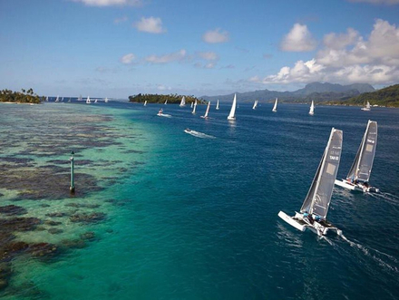 Plus de 40 embarcations et 250 régatiers s'affronteront sur les eaux turquoise de l'archipel, entre Raiatea et Bora Bora. Plus de 40 embarcations et 250 régatiers s'affronteront sur les eaux turquoise de l'archipel, entre Raiatea et Bora Bora.