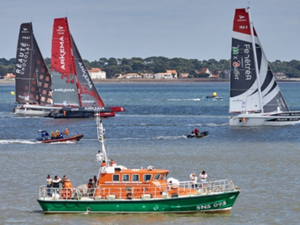 Quatre Multi50 se lancent un défi pour la SNSM