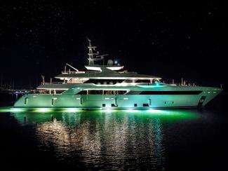 M/Y Latona : livraison du super-yacht CRN de...