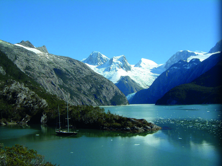 Elemen'Terre est une odyssée étalée sur 4 ans et passant par les 3 caps : Horn, Bonne-Espérance et Leeuwin.  