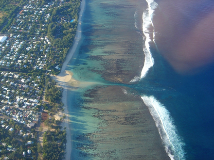 A la Réunion, le lagon est protégé par la barrière de corail.
