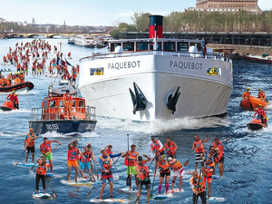 Tous en Seine ! La SNSM défile en paddle aujourd'hui à Paris