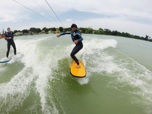 Surfpark : Activague nouveau générateur de vagues pour les lacs naturels