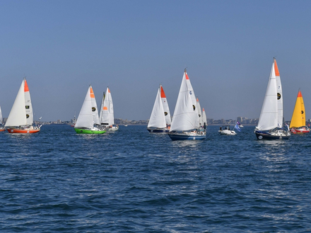 Lundi et mardi les conditions resteront très changeantes et mercredi, la météo sera plus favorable au large du Portugal. Lundi et mardi les conditions resteront très changeantes et mercredi, la météo sera plus favorable au large du Portugal.