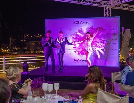 Tenue chic de rigueur ! Partenaire de l'événement, le Yacht Club de Monaco accueillait la remise des prix du Riva Trophy 2018. Un lieu magique ! Nautisme Article