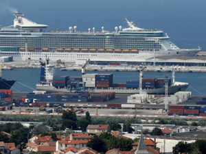 « On n'est pas la poubelle de Marseille » : quand les croisières n'amusent plus