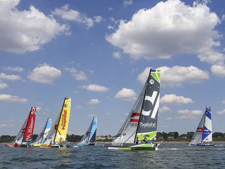 Les 26 équipages ont pris aujourd'hui à 13h30 le départ de l'Acte 5 à Gruissan en Méditerranée.