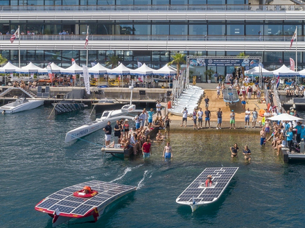 Le Solar & Energy Boat Challenge a fait le plein pour sa 5e édition avec près de 200 concurrents de 12 nationalités répartis en 30 équipes et en trois catégories.  Le Solar & Energy Boat Challenge a fait le plein pour sa 5e édition avec près de 200 concurrents de 12 nationalités répartis en 30 équipes et en trois catégories.