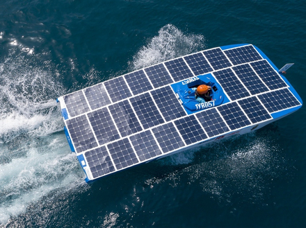 Incontournable du rendez-vous, la Solar Class (qui regroupe Open Class et Challenge A Class) a fait le plein avec 23 unités dont 15 venant des Pays-Bas. Le Hollandais Gerhard van der Schaar remporte cette 5e édition en Open Class. Incontournable du rendez-vous, la Solar Class (qui regroupe Open Class et Challenge A Class) a fait le plein avec 23 unités dont 15 venant des Pays-Bas. Le Hollandais Gerhard van der Schaar remporte cette 5e édition en Open Class.