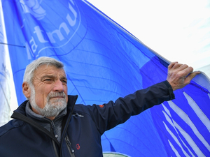 Golden Globe Race : Péché leade la flotte vers le Pot au Noir 