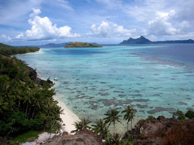 Vue sur Mangareva depuis Akamaru Nautisme Article