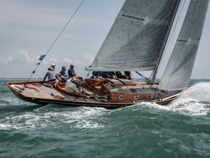 Plus de 50 voiliers classiques pour la Panerai British Classic Week 2018