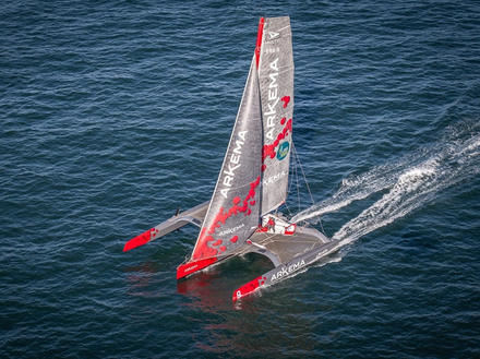 La Drheam Cup, épreuve en solitaire de 700 milles nautiques, est un excellent entrainement pour Lalou et son Multi50 en vue de la Route du Rhum en novembre. La Drheam Cup, épreuve en solitaire de 700 milles nautiques, est un excellent entrainement pour Lalou et son Multi50 en vue de la Route du Rhum en novembre.