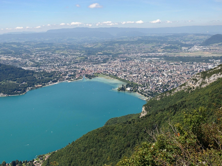 Le lac vu du mont Veyrier