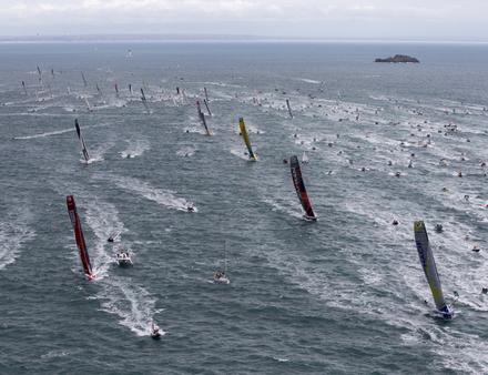 Dernière longue ligne droite pour les afficionados qui attendent avec impatience cette grande fête des 40 ans et le coup d'envoi d'une course contre la montre pour quelques uns des 123 marins en lice Nautisme Article