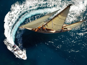 Yachts de tradition et vieux voiliers réunis pour la Corsica Classic