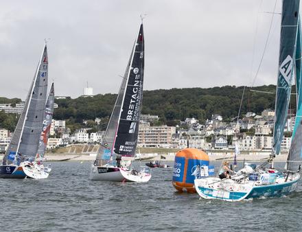 Le 22 août, Martin Le Pape (Skipper Macif 2017) remporte le prologue URGO. Bien que cette victoire n'influence pas le futur classement, le ton a été donné ! Nautisme Article