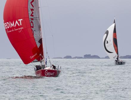 Aujourd'hui à 16h15, Thierry Chabagny (Gédimat) est en tête du classement, suivi d'Anthony Marchand (Groupe Royer-Secours Populaire) et Charlie Dalin (Skipper Macif 2015). Fin du suspens dans la nuit ! Nautisme Article