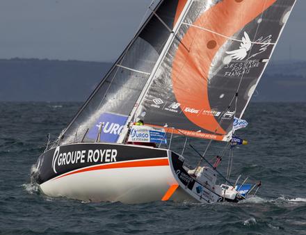 Première victoire pour ce natif de Saint-Brieuc qui, en sept participations précédentes, n'avait jusqu'ici signé qu'un podium, troisième à Gijon en 2013. Nautisme Article