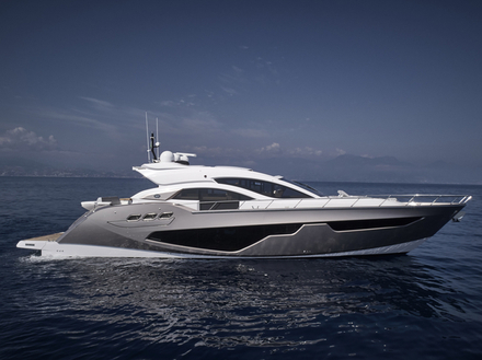 L'inspiration du C68 : les voitures de sports des années 60. A l'intérieur, le nautisme et le design se combinent, avec un grand confort de vie à bord. L'inspiration du C68 : les voitures de sports des années 60. A l'intérieur, le nautisme et le design se combinent, avec un grand confort de vie à bord.