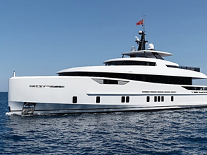Alia Yachts a livré son 10e superyacht, de 31 mètres