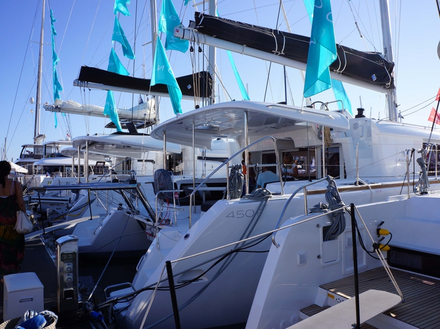 Pour la saison 2018-2019, les marques Beneteau, Jeanneau, Lagoon, Prestige, Monte Carlo Yachts, CNB, Four Winns, Glastron, Wellcraft, Scarab dévoilent 32 nouveaux modèles, dont cinq seront annoncés au cours de la saison.