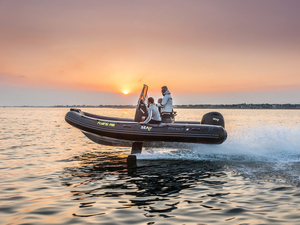 Découvrez la nouvelle version 7m du Flying RIB SEAir au Yachting de Cannes