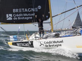 Solitaire URGO Le Figaro : Sébastien Simon...