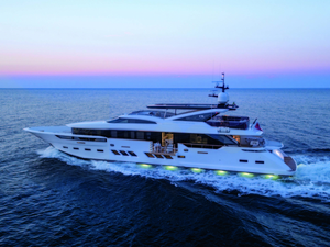 Renaissance pour Dreamline Yachts avec une nouvelle gamme de produits, dont le Dreamline 35